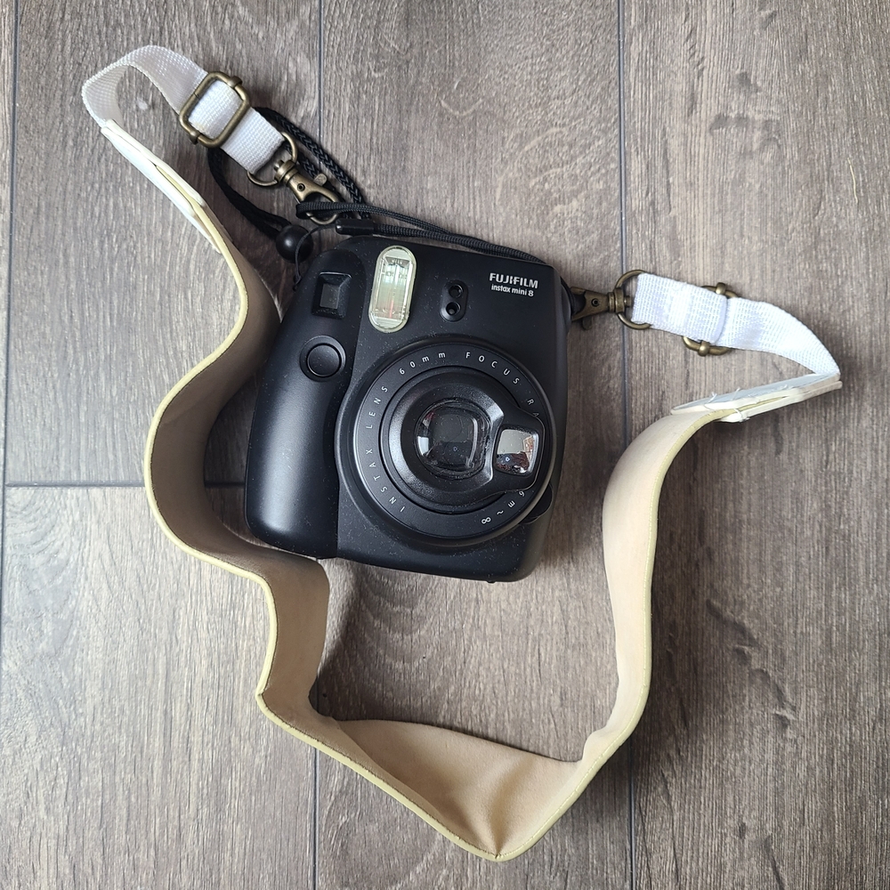 Fujifilm Instax Mini 8 with Cream Strap